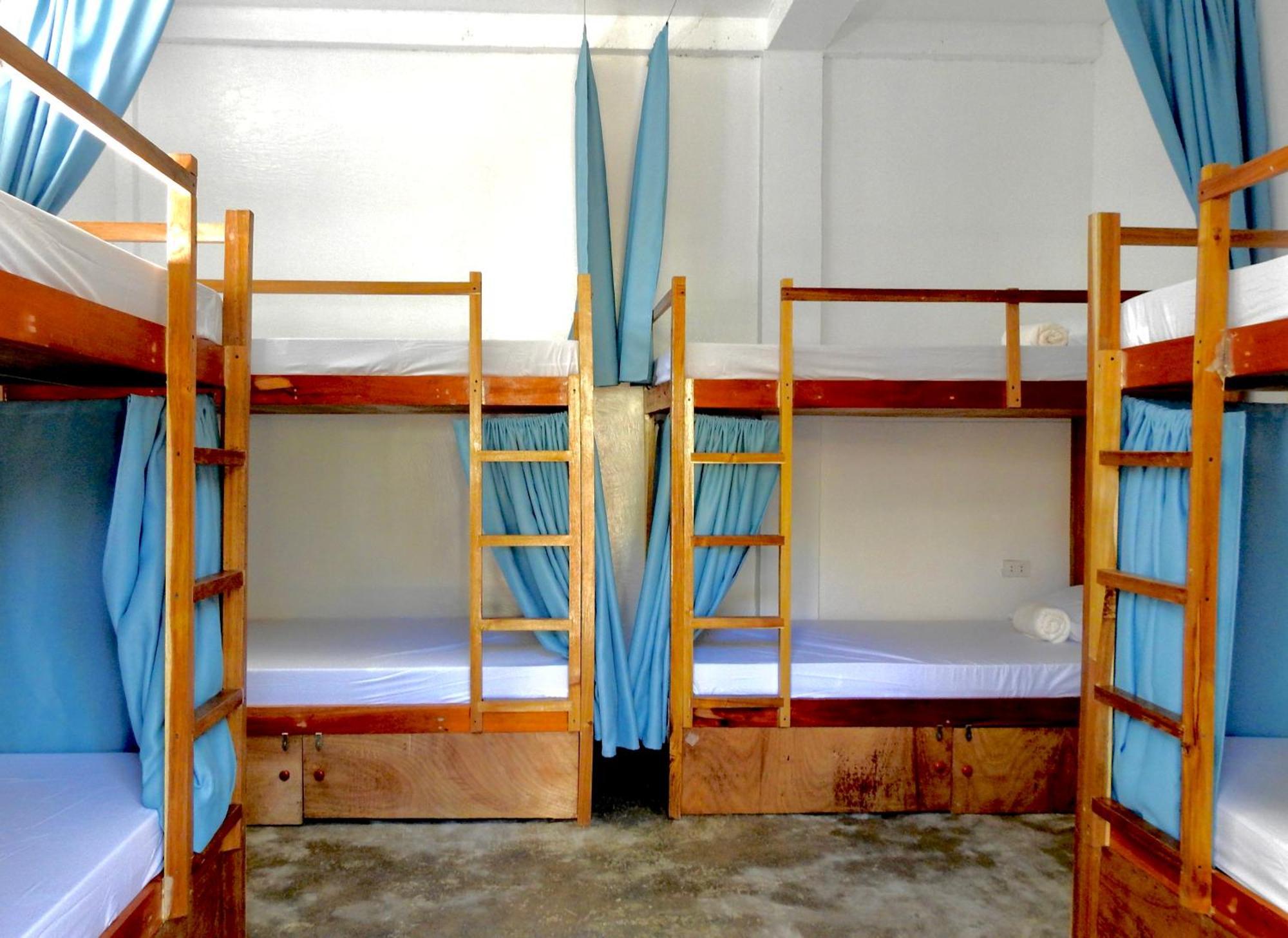 Three Little Birds Surf Hostel Генерал-Луна Номер фото
